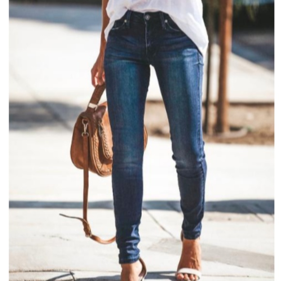 MALORY Classic Dark Wash Skinny Jeans - Picture 3 of 7